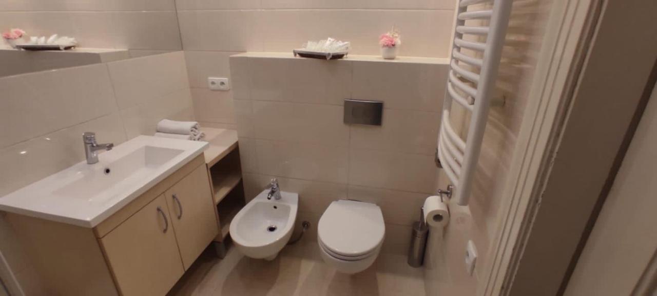 Apartment Swietego Tomasza Krakow Luaran gambar